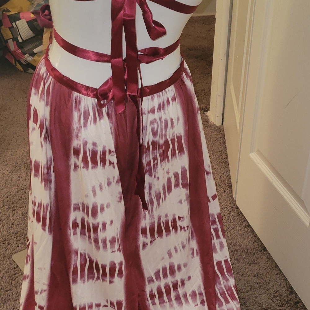 Dress - Picture 2 of 2